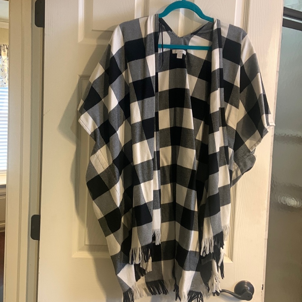 Black and white Buffalo plaid tunic